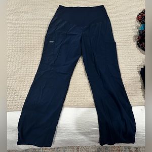 Women size L Cherokee maternity scrubs, run long, VGUC, Navy